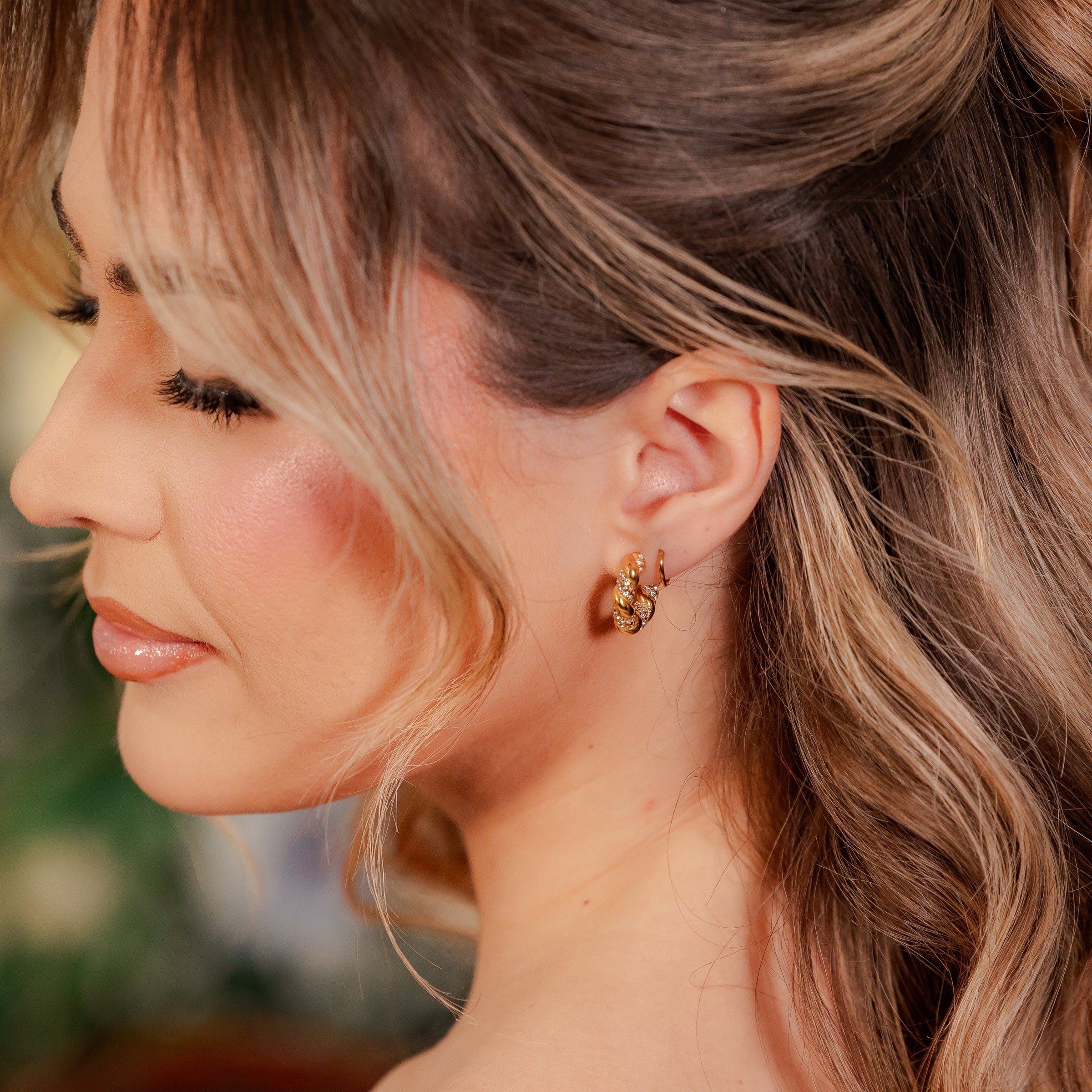 Chloe Hoops